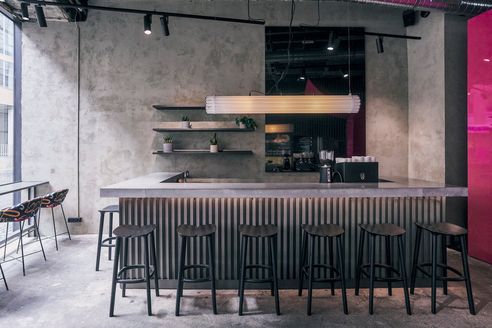 pop-up location münchen viktualienmarkt – fancyrosi.studio hauptraum 275 m²